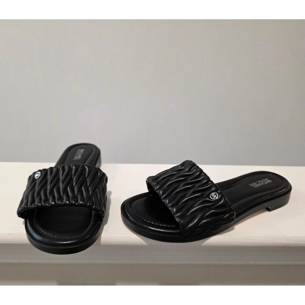 Women's sz‎ 6 M Rare Michael Kors Carson Flat Slide Black Quilted Ruched Sandals